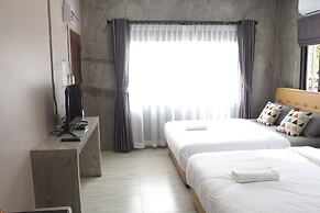 Ban Kaeng Resort