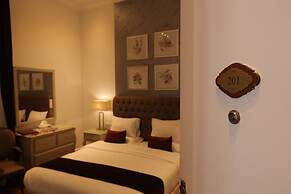 1920s Boutique Hotel and Restaurants
