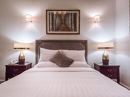 1920s Boutique Hotel and Restaurants