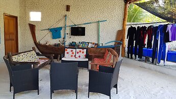 Blue World Dharavandhoo
