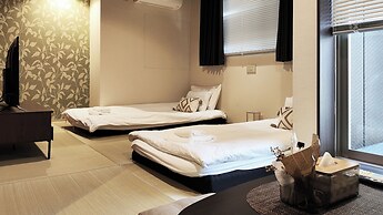 Leisurely Home Namba