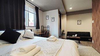 Leisurely Home Namba