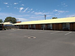 Country Mile Motor Inn