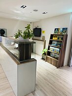 APause Inn
