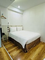 APause Inn