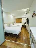 APause Inn