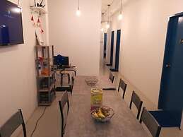 Tempo - Hostel
