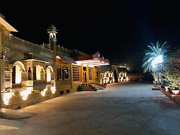 DholaMaru Grand