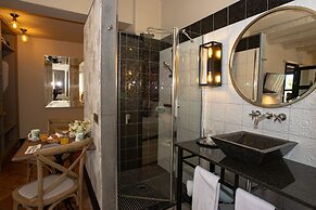 5 Suites