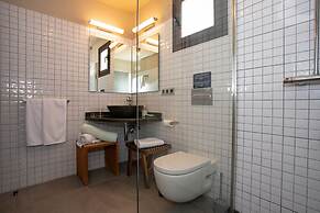 5 Suites