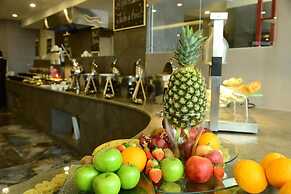 Sandy Palace Hotel