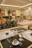 Sandy Palace Hotel