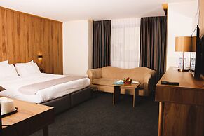 Sandy Palace Hotel