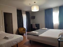 Vila Hotel By VimaHotels