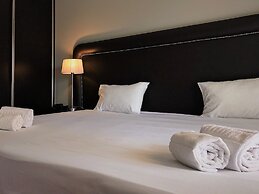 Vila Hotel By VimaHotels