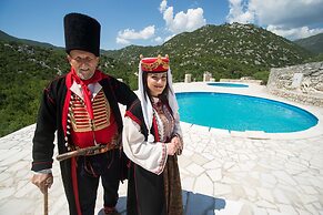Ethno village Kokorici - Holiday house