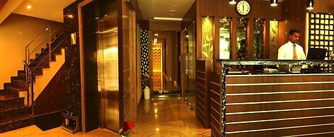 Hotel Santhi Bhavan