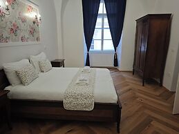 Barbo Palace