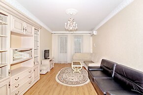 ApartExpo on Kutuzovsky 35-2