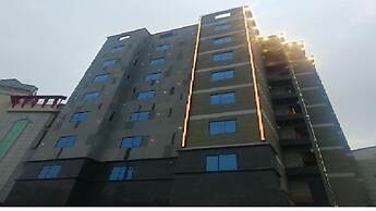 Central Hotel