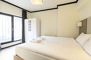Global Suites Hotel