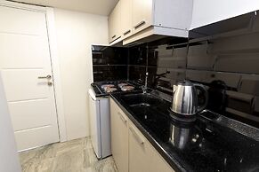 Global Suites Hotel