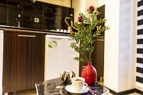 Global Suites Hotel