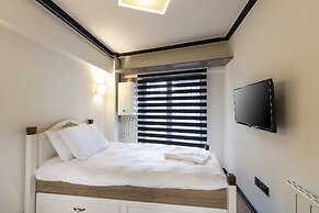 Global Suites Hotel
