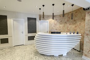 Global Suites Hotel