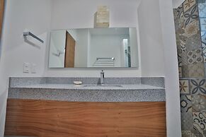 IK Zama 12