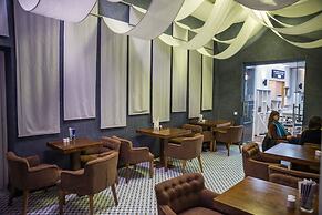 Opera Passage Hotel & Apartaments