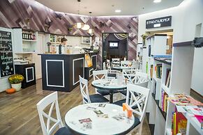 Opera Passage Hotel & Apartaments