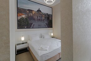 Opera Passage Hotel & Apartaments