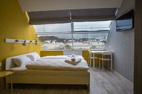 Opera Passage Hotel & Apartaments
