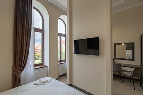 Opera Passage Hotel & Apartaments