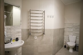 Opera Passage Hotel & Apartaments