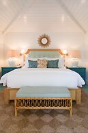 Eleven Bahama House
