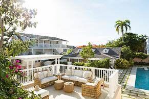 Eleven Bahama House