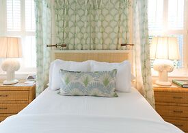 Eleven Bahama House