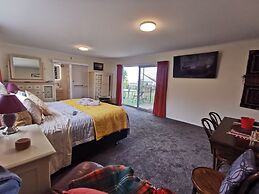 Geyser Lookout BnB