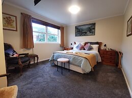 Geyser Lookout BnB