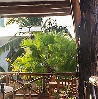 Hotel La Chaya