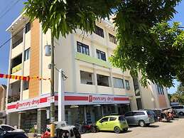 Godo's Hotel and Restaurant
