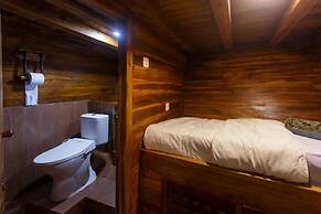 Helena Liveaboard