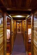 Helena Liveaboard