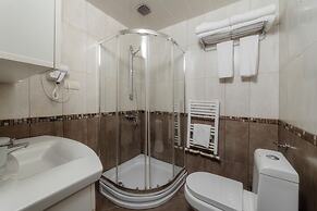 Good Aura Hotel