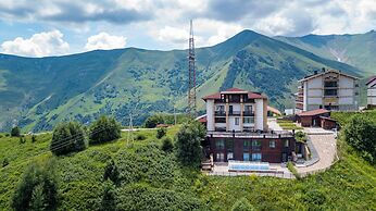 Good Aura Hotel