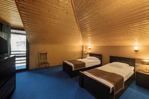 Good Aura Hotel