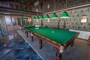 Good Aura Hotel