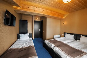 Good Aura Hotel